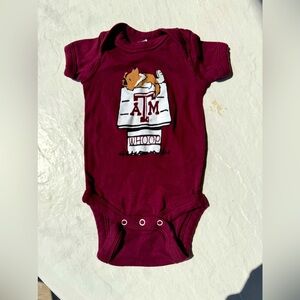 Rabbit Skins, Texas A&M, Short Sleeve, Burgundy & Cream, Onesie, Size Newborn